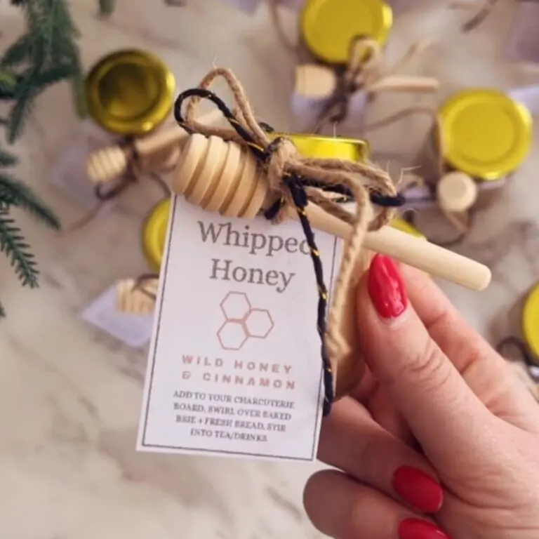 fluffy whipped honey in gifting jars