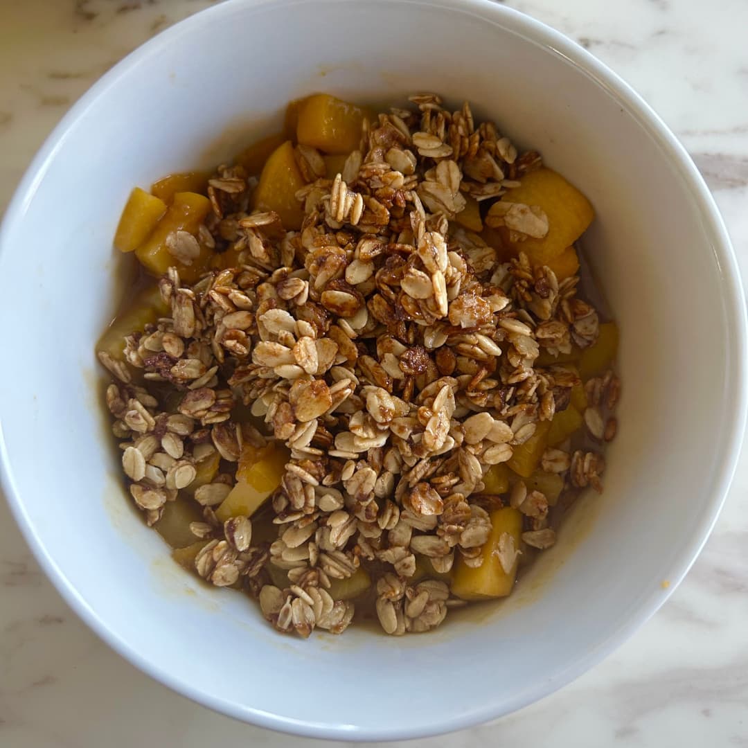 10-Minute Stovetop Peach Crumble (only 5 ingredients)-image